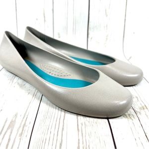 Oka B women Shoes size 9 Ballet Flats Jelly Slip on Dove Gray Arch Support